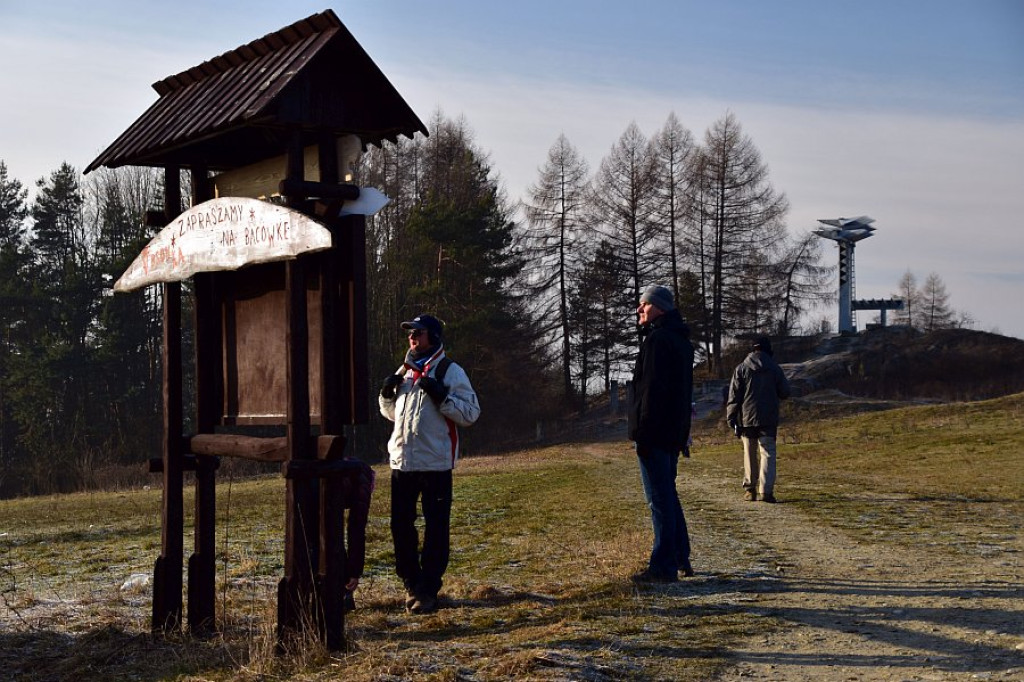 Turyści w Pieninach i nad Jeziorem Czorsztyńskim