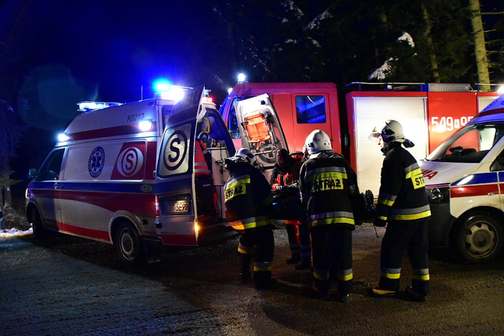 Wypadek busa na Drodze z Łysej Polany do Zakopanego