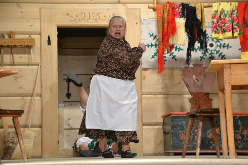 Zatraceniec w wykonaniu amatorskiego teatru z Bukowiny Tatrzańskiej