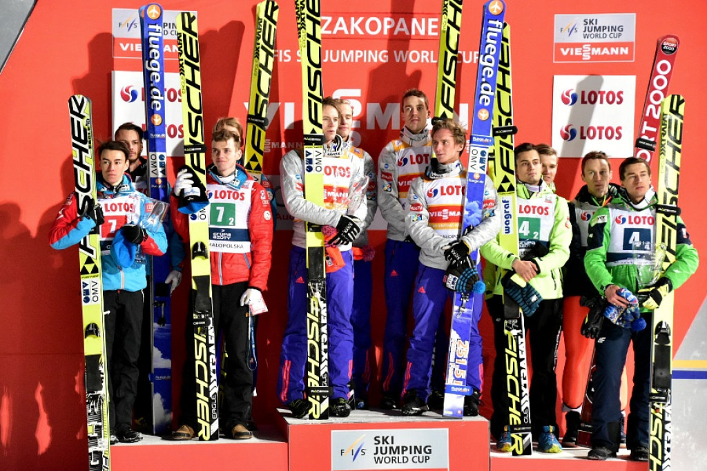 Puchar Świata w skokach narciarskich: Konkurs drużynowy