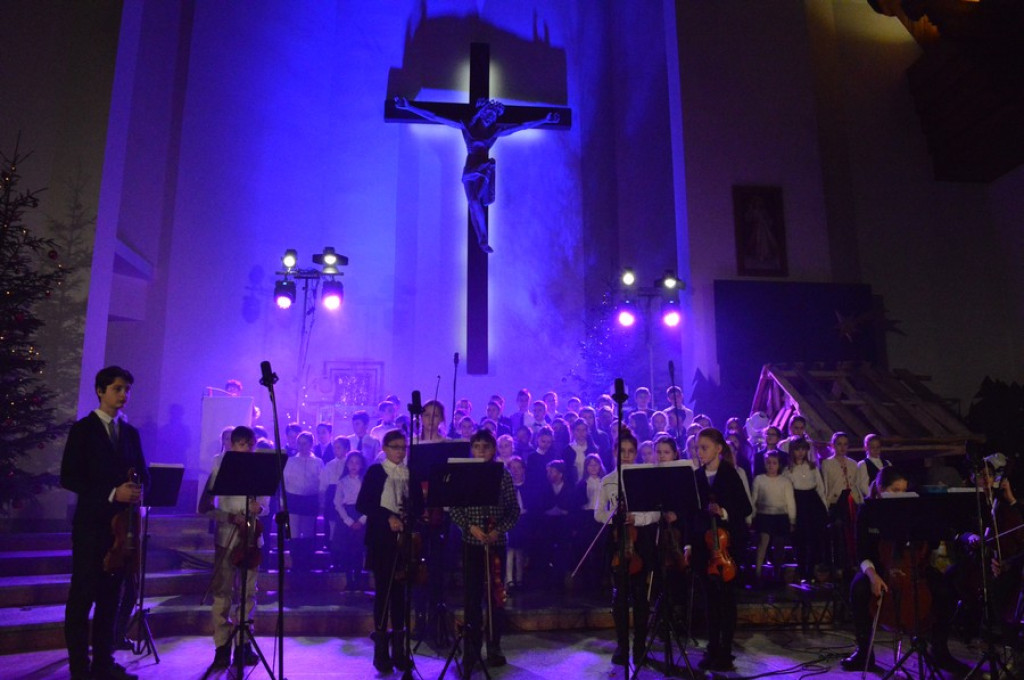Kolędy, jazz i jubileusz szkoły