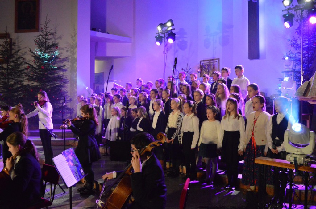 Kolędy, jazz i jubileusz szkoły