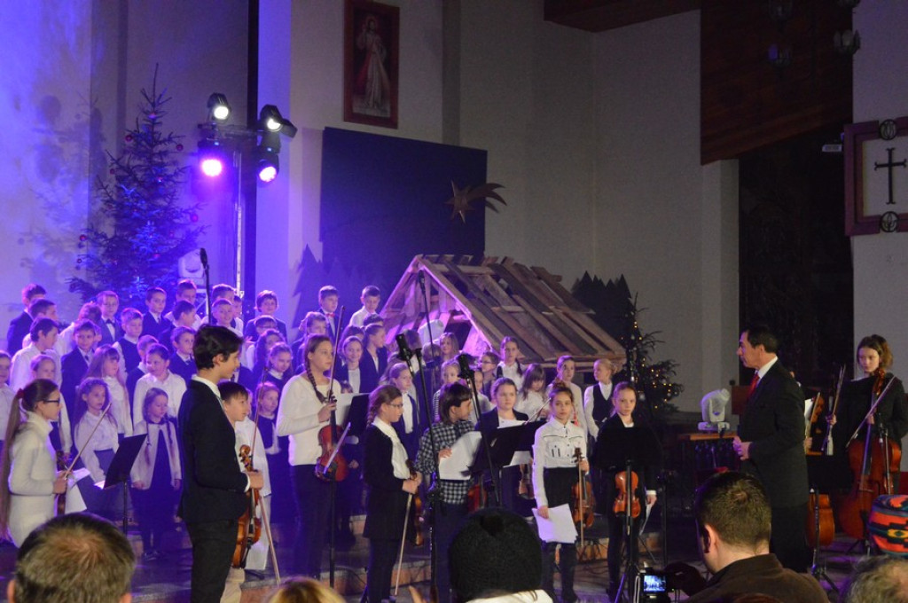 Kolędy, jazz i jubileusz szkoły