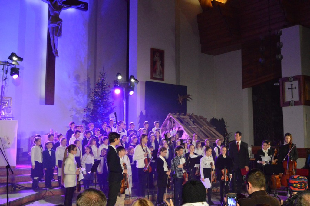 Kolędy, jazz i jubileusz szkoły