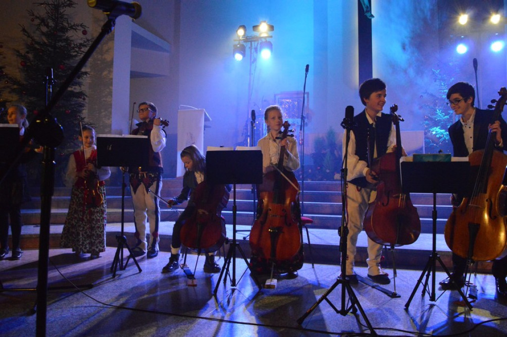 Kolędy, jazz i jubileusz szkoły