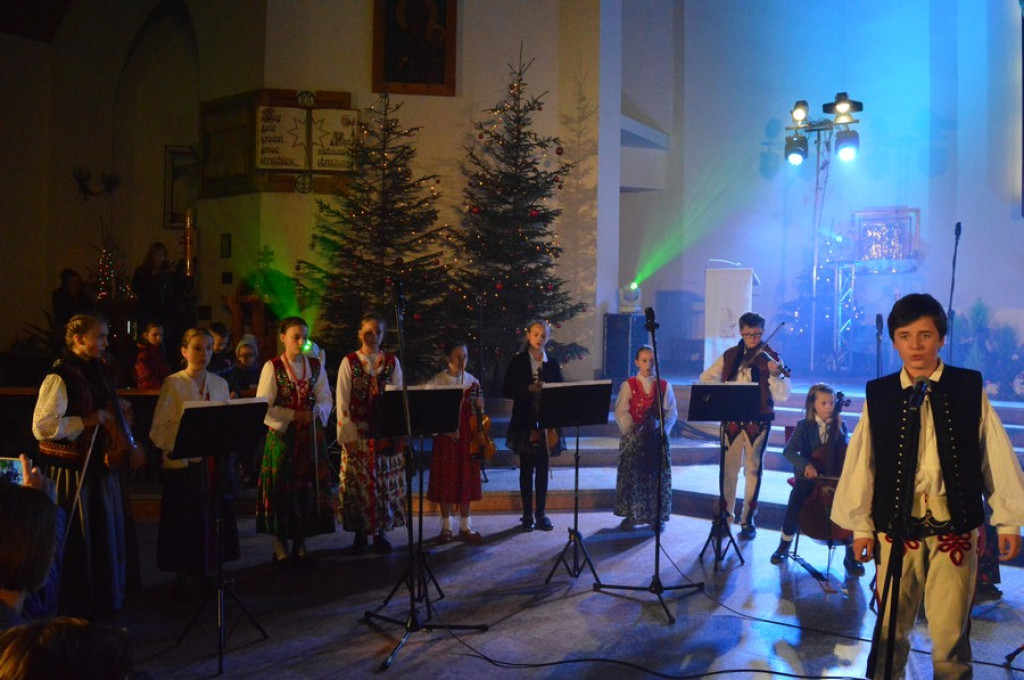 Kolędy, jazz i jubileusz szkoły