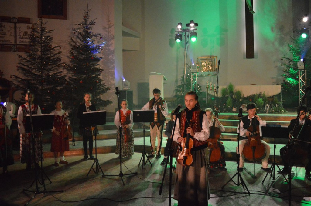Kolędy, jazz i jubileusz szkoły