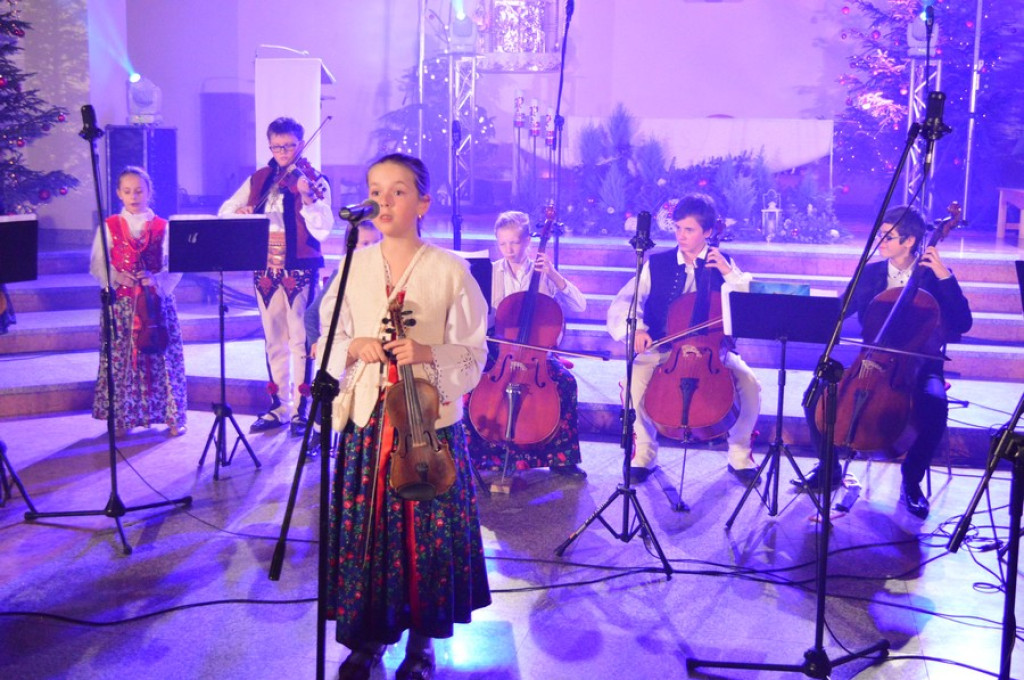 Kolędy, jazz i jubileusz szkoły