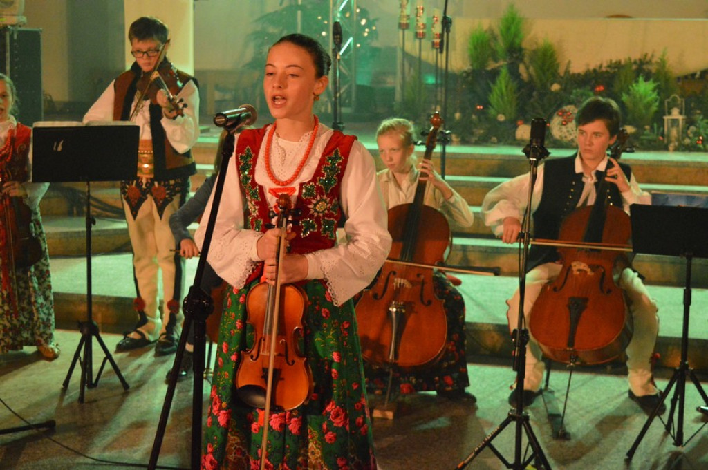 Kolędy, jazz i jubileusz szkoły