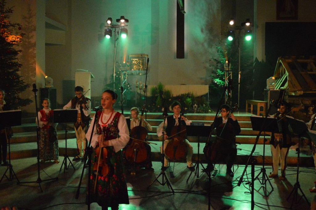 Kolędy, jazz i jubileusz szkoły