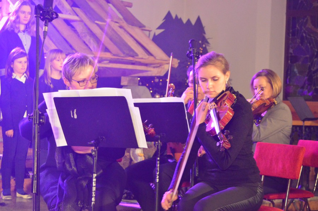 Kolędy, jazz i jubileusz szkoły