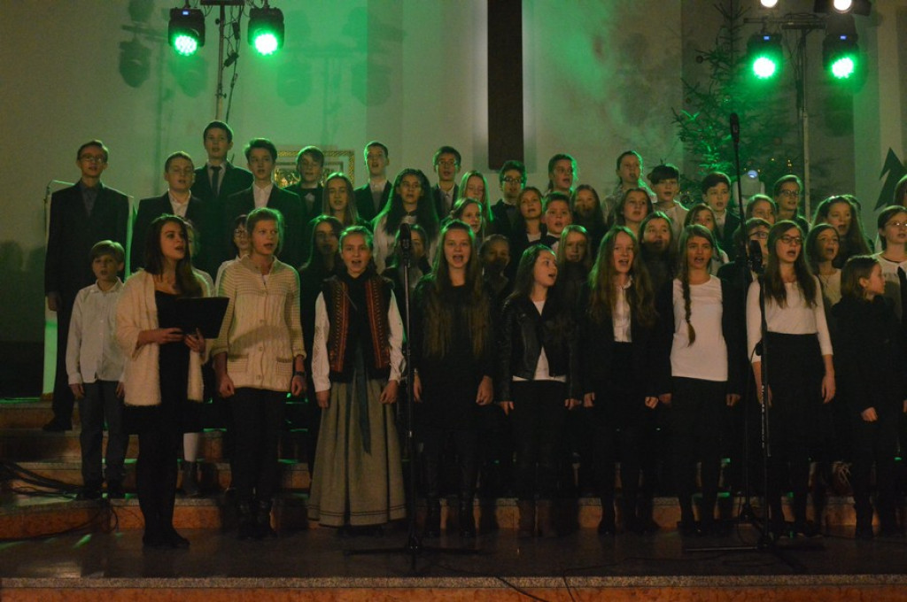 Kolędy, jazz i jubileusz szkoły