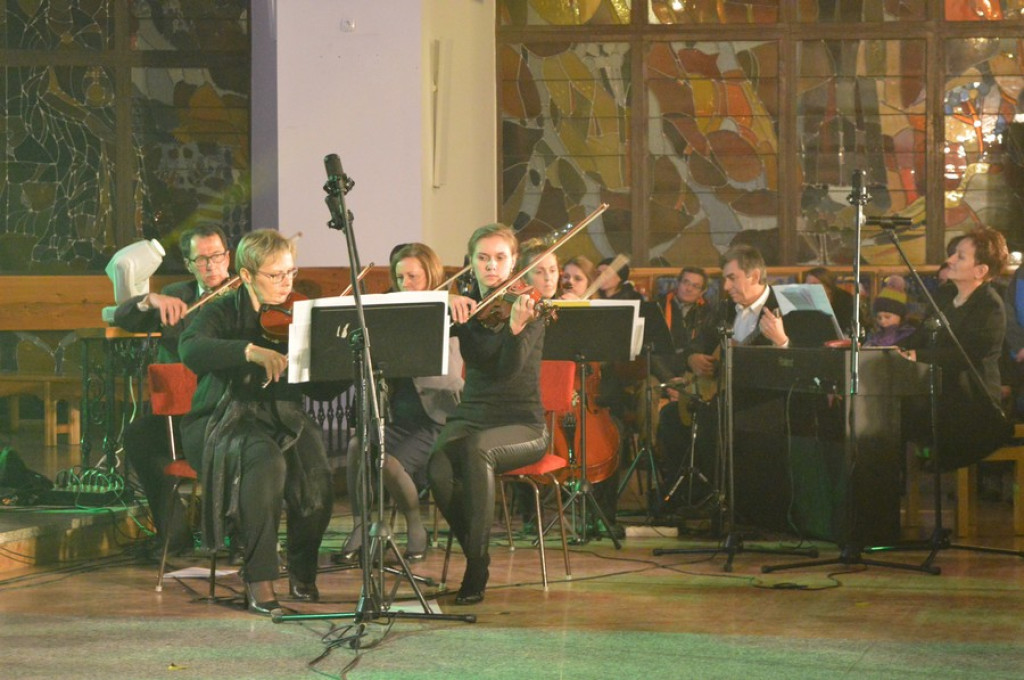 Kolędy, jazz i jubileusz szkoły