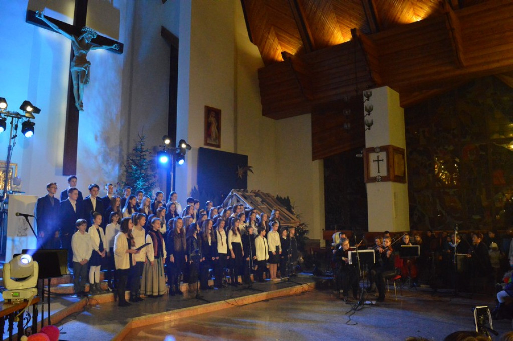 Kolędy, jazz i jubileusz szkoły