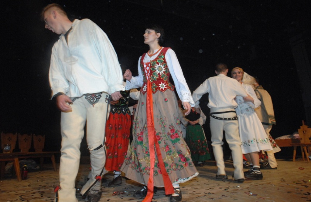 „Jak baba diabła wyonacyła” - "Śwarni" na deskach nowotarskiego MOK