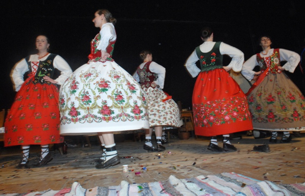 „Jak baba diabła wyonacyła” - "Śwarni" na deskach nowotarskiego MOK