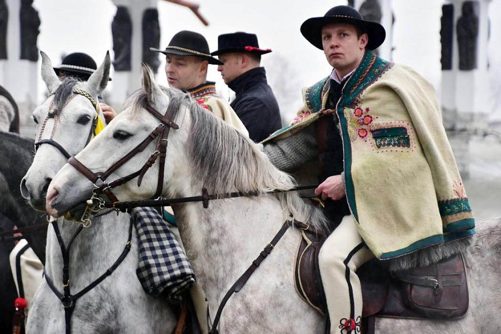 Ostatni odcinek konnej sztafety na Rok Miłosierdzia