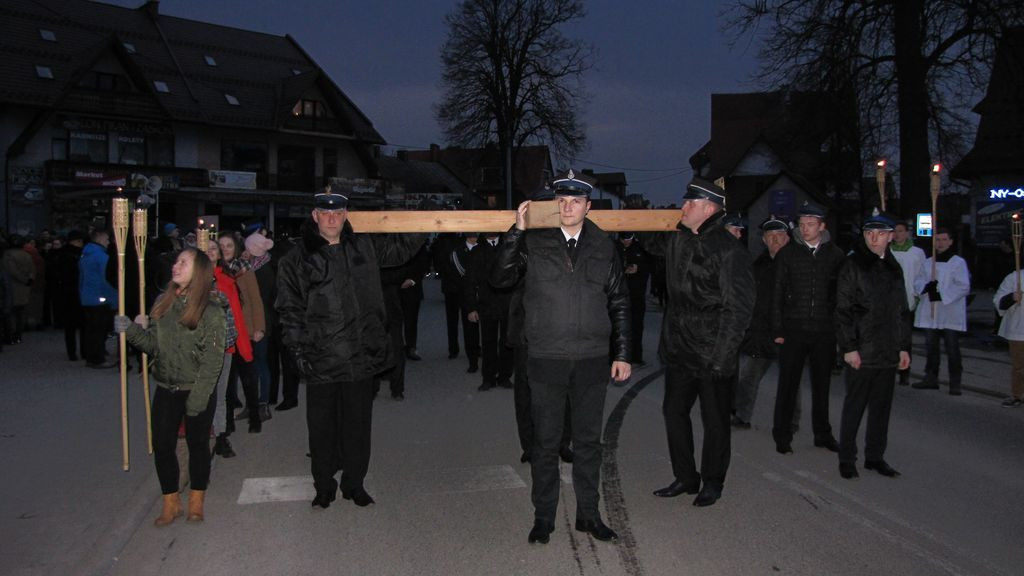 Krzyż na ulicach