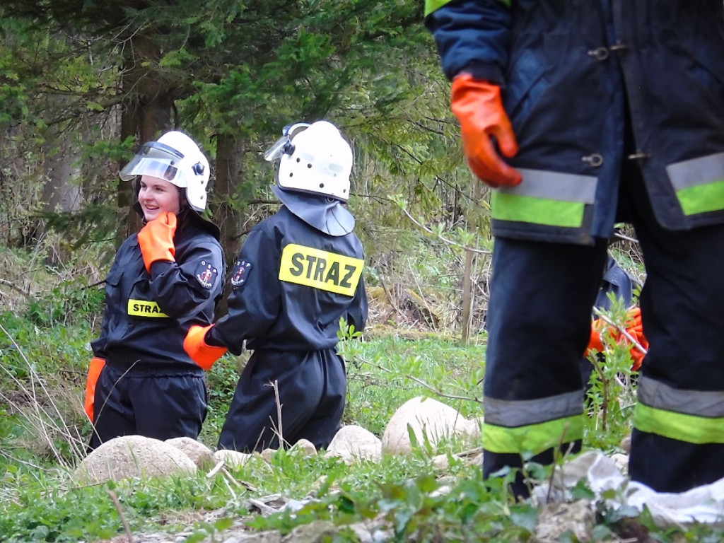 Manewry strażackie w Nowej Białej