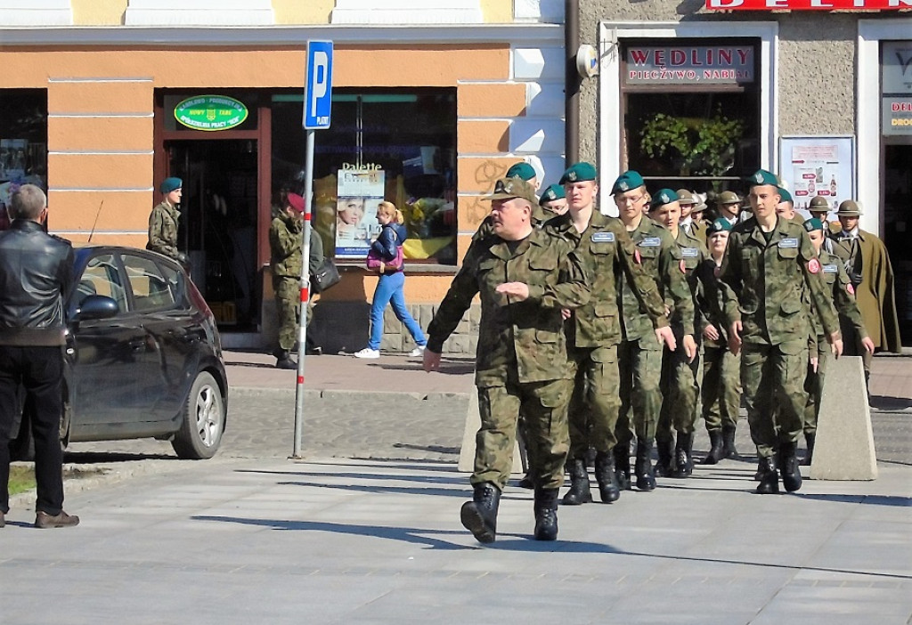 Nowy Targ: Maszerują po rynku