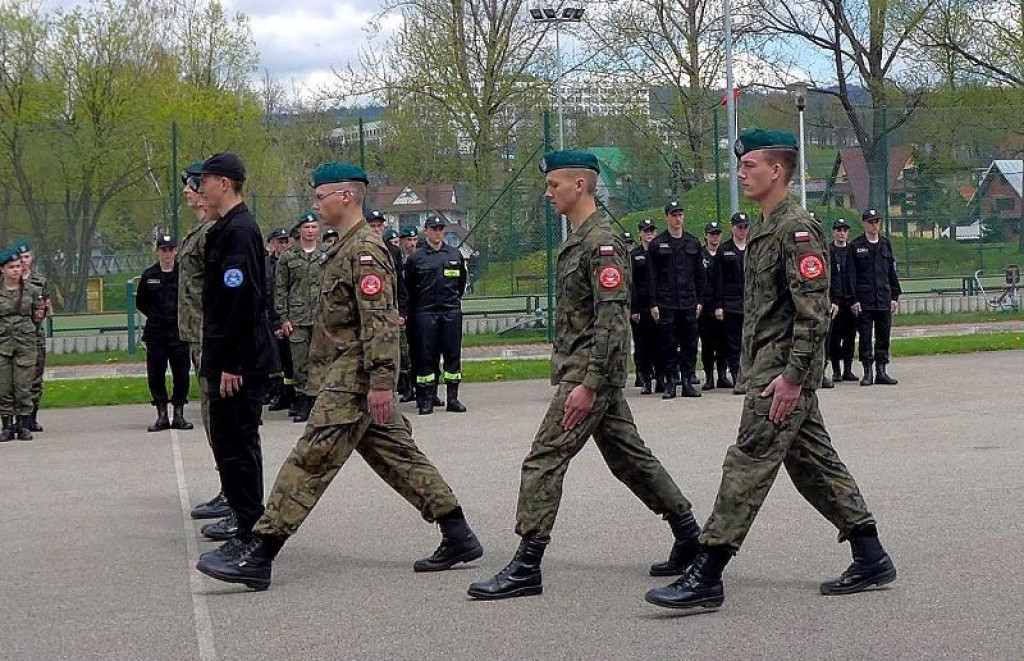 Ślubowanie nowotarskich kadetów