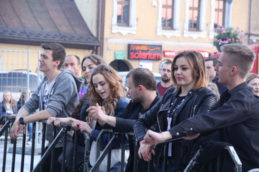 Juwenalia i Fisz Emade Tworzywo