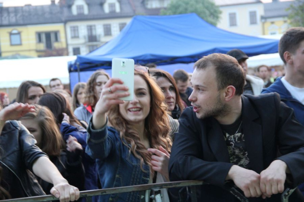 Juwenalia i Fisz Emade Tworzywo