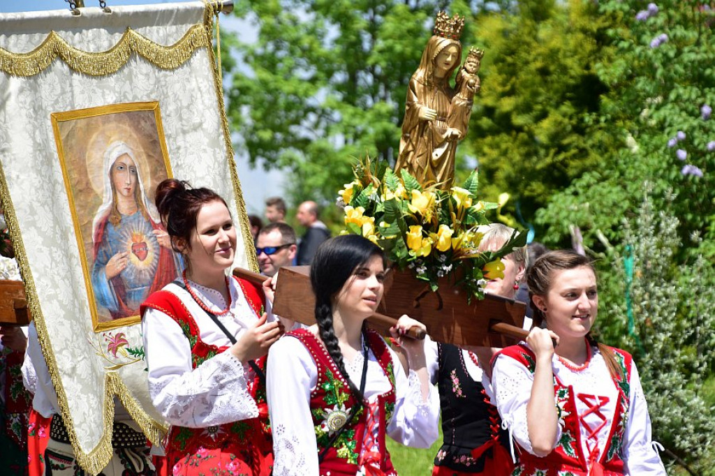 Procesja Bożego Ciała w Brzegach