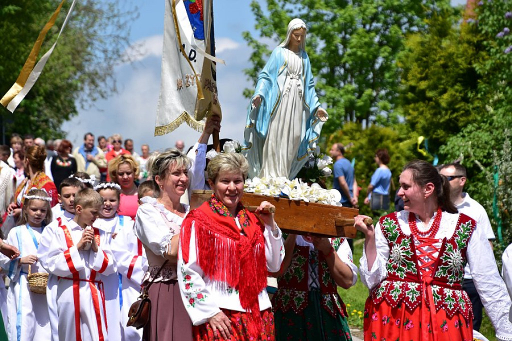 Procesja Bożego Ciała w Brzegach