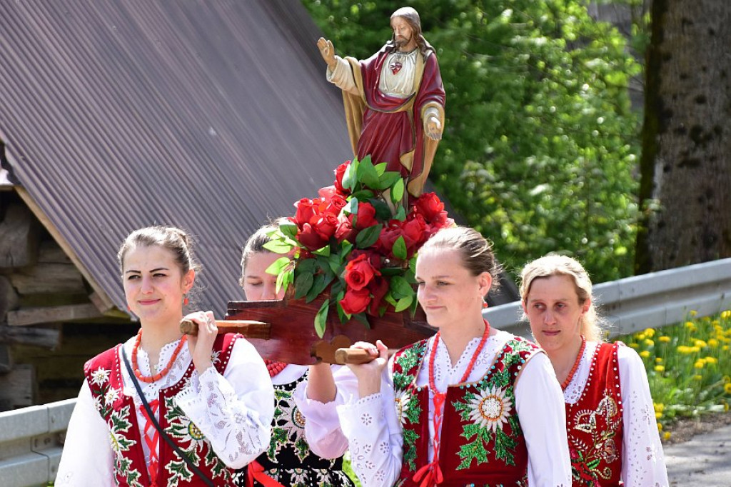Procesja Bożego Ciała w Brzegach