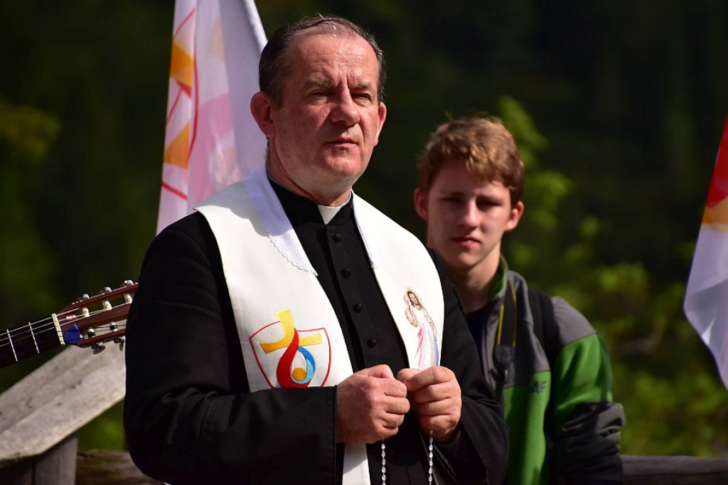 Insygnia Światowych Dni Młodzieży nad Morskim Okiem