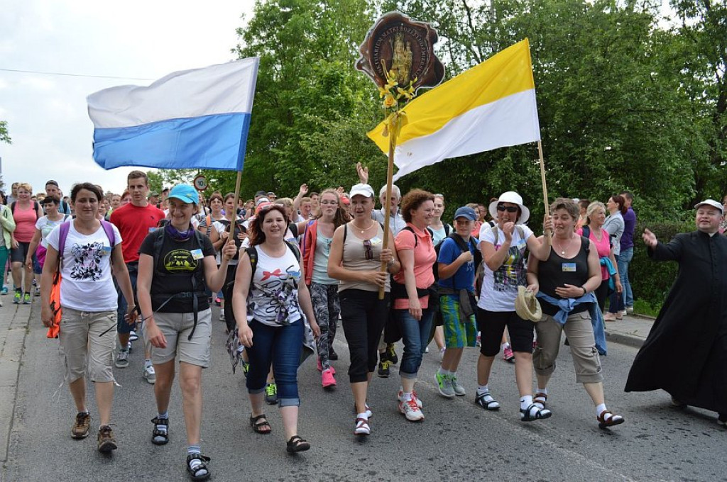 Tysiące pątników na Sursum Corda