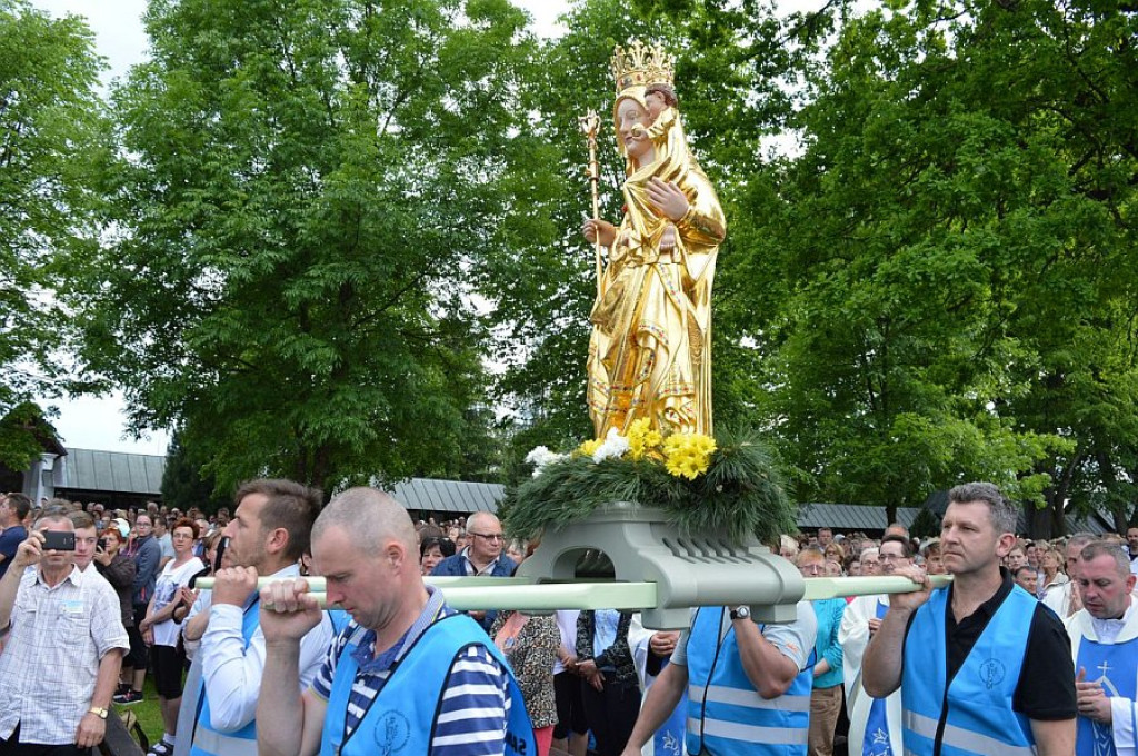 Tysiące pątników na Sursum Corda