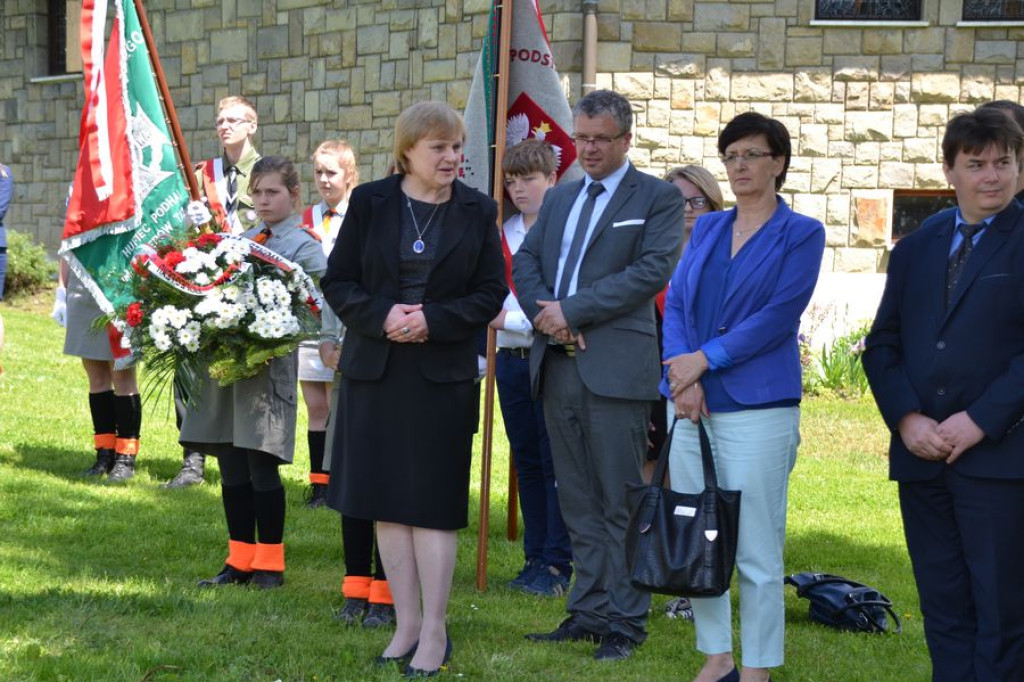 Dąb Pamięci w Rogoźniku