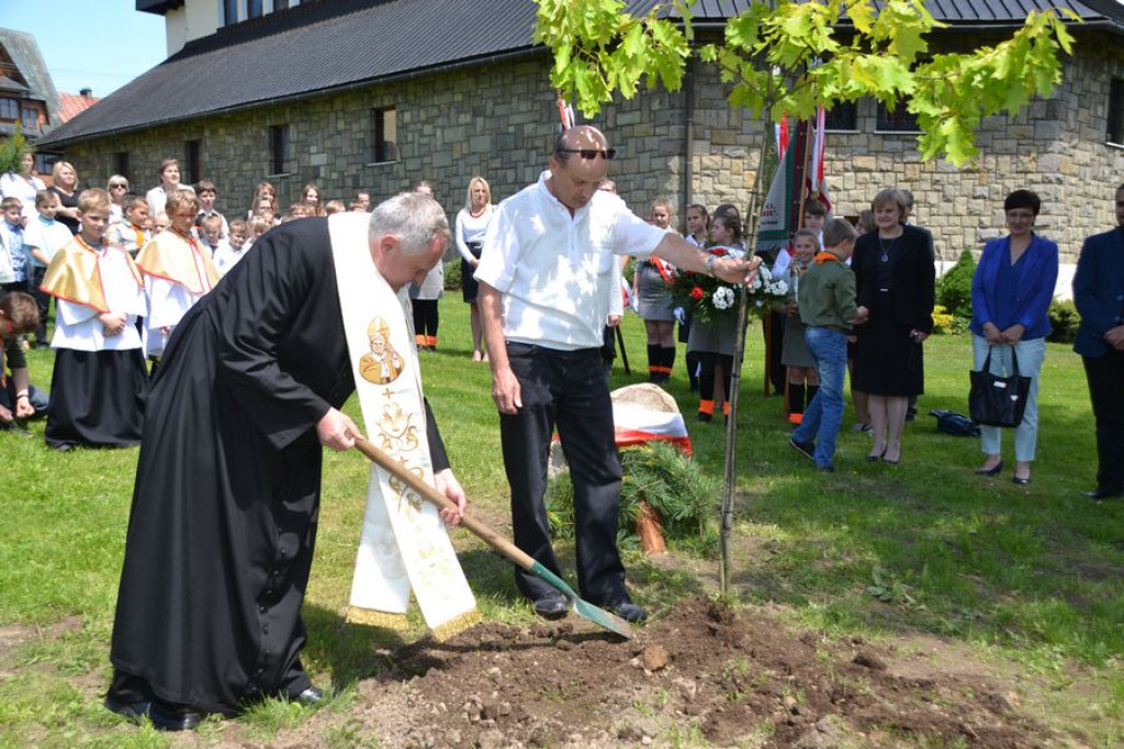 Dąb Pamięci w Rogoźniku