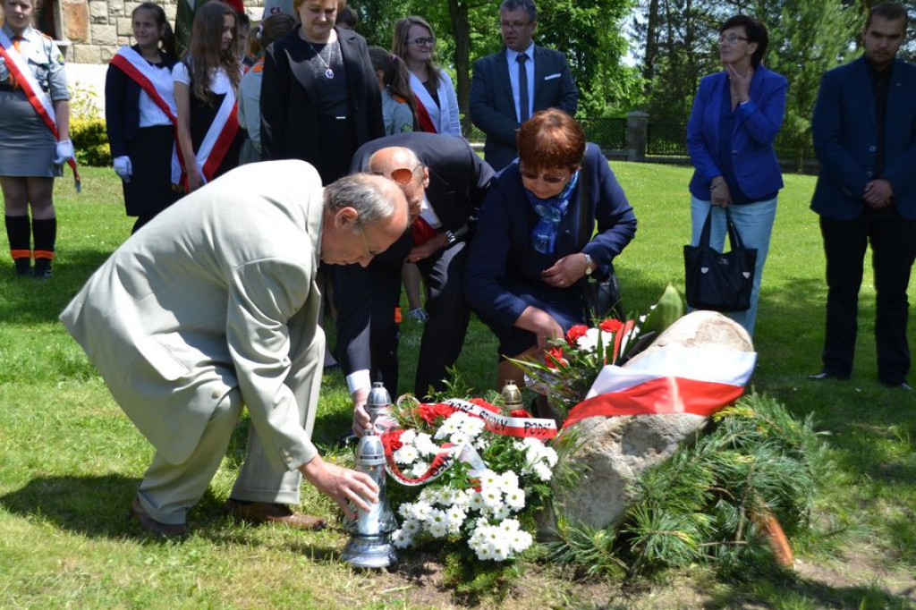 Dąb Pamięci w Rogoźniku