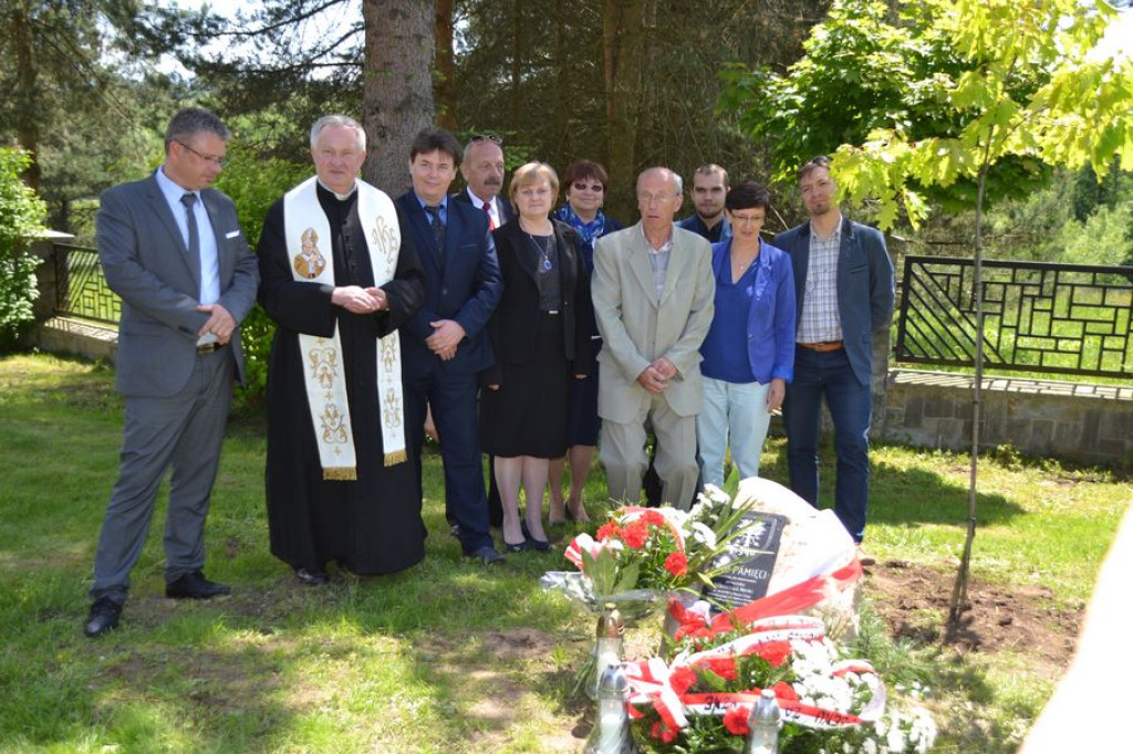 Dąb Pamięci w Rogoźniku