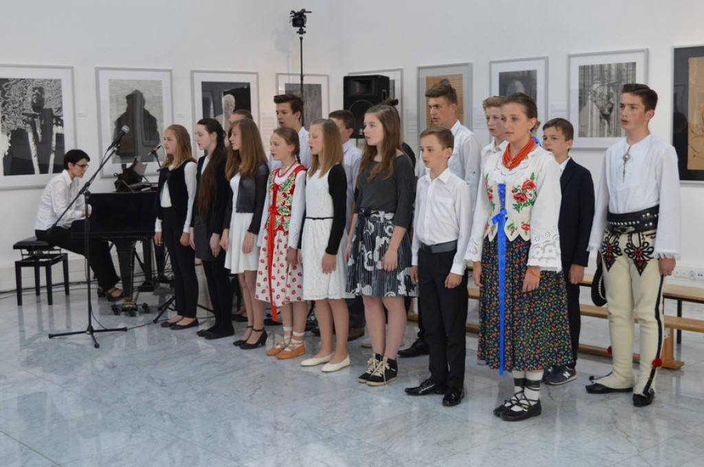 Śpiew, gra, balet i ordery