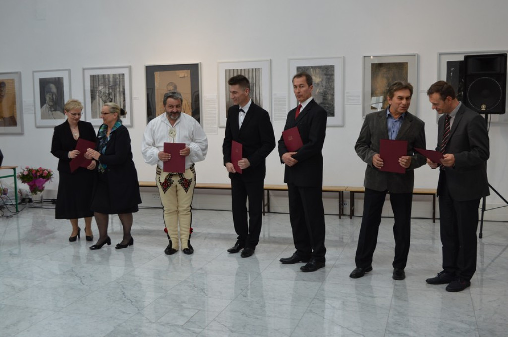 Śpiew, gra, balet i ordery