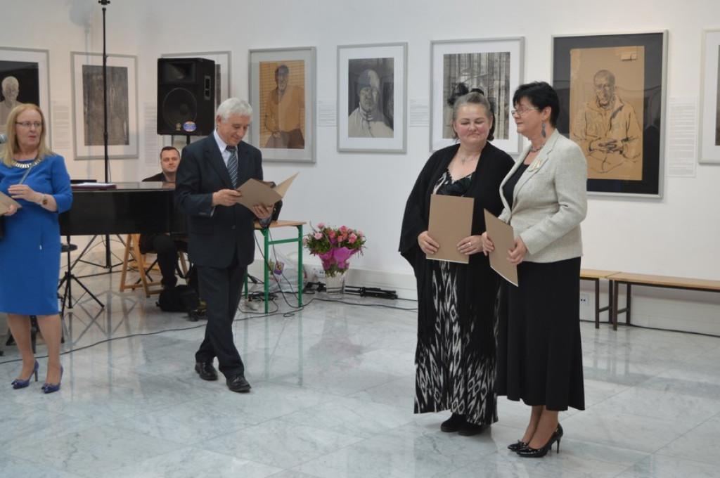 Śpiew, gra, balet i ordery