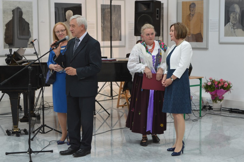 Śpiew, gra, balet i ordery