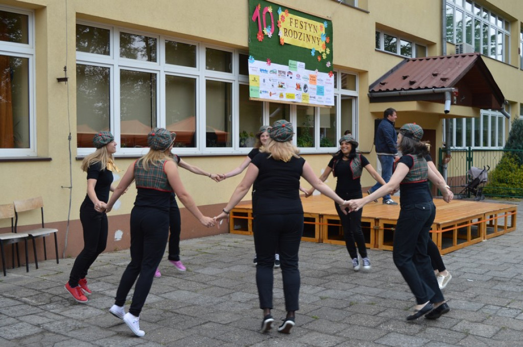 Świętowały wnuki z dziadkami