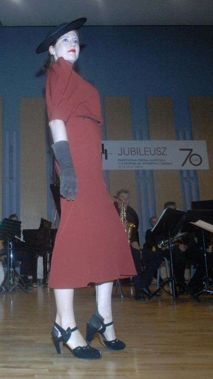 Promocja książki i moda retro na inaugurację jubileuszu Nowego Targu