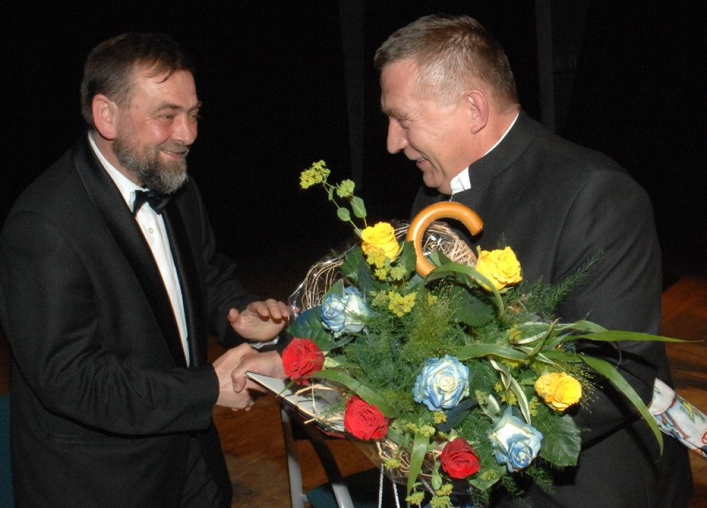 670-lecie Nowego Targu: uroczysta sesja, nowi honorowi obywatele i zasłużeni