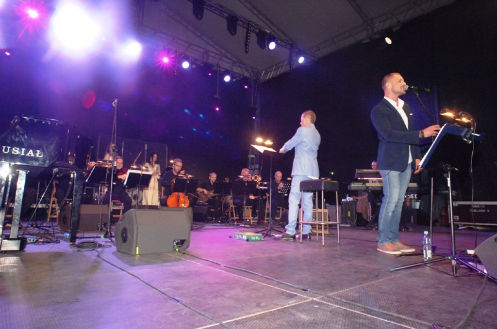 670-lecie Nowego Targu: Gwiazdy na scenie przed ratuszem
