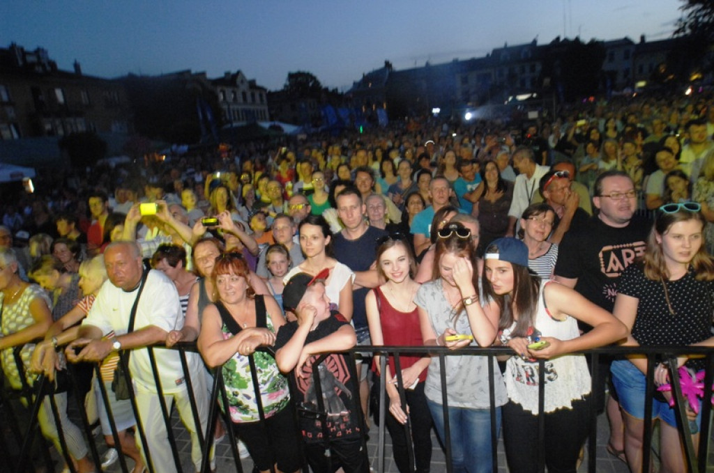 Show Teatru Buffo na jubileusz miasta
