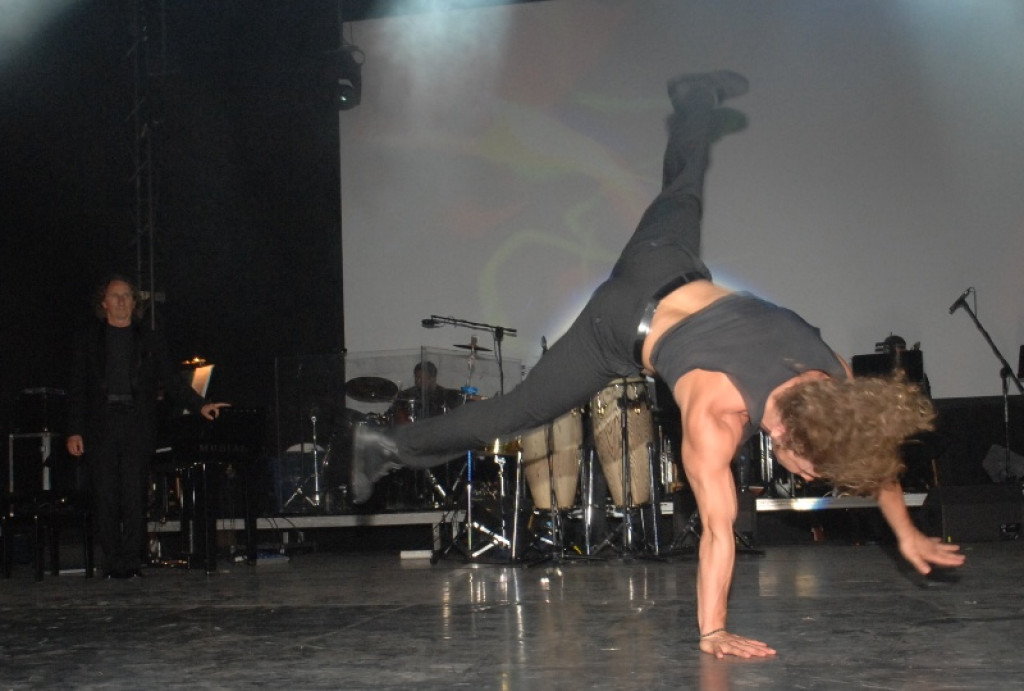 Show Teatru Buffo na jubileusz miasta