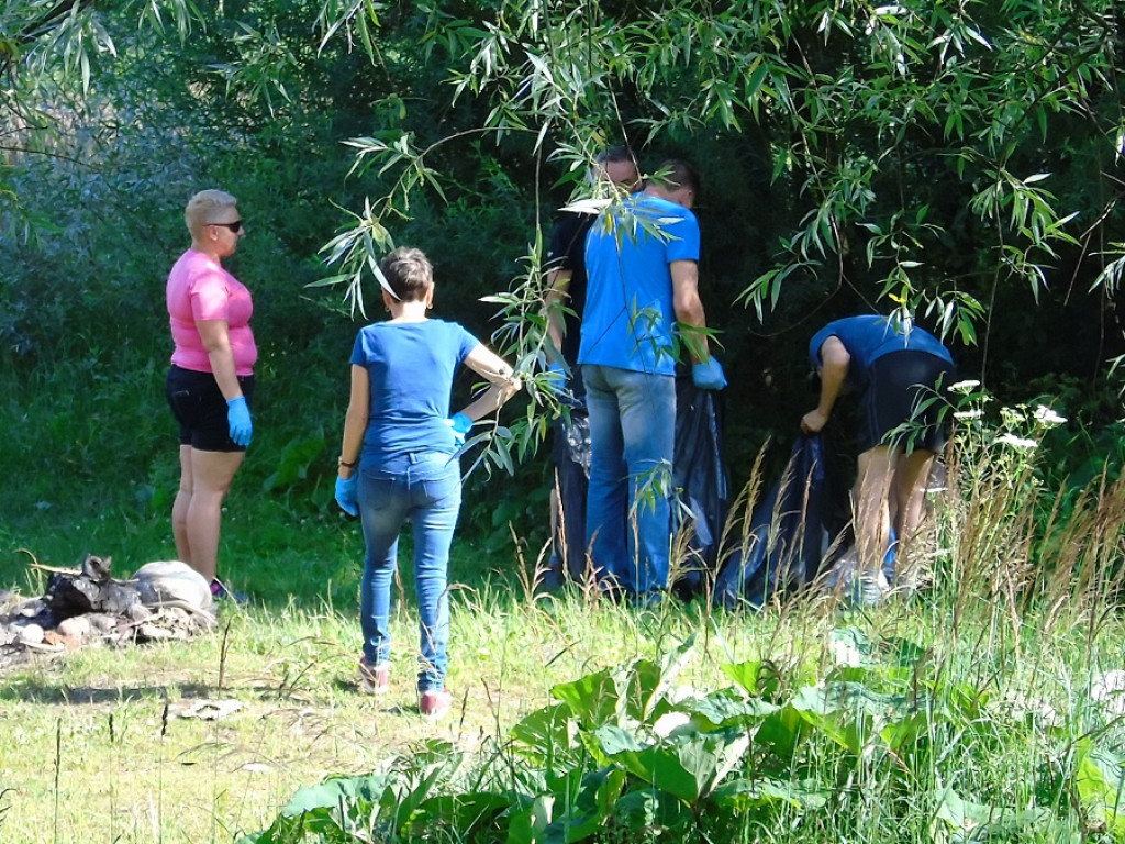 Sołtysi i radni sprzątali Przełom Białki