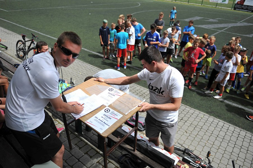 Trenerzy osiedlowi: Zakończenie ligi dzikich drużyn
