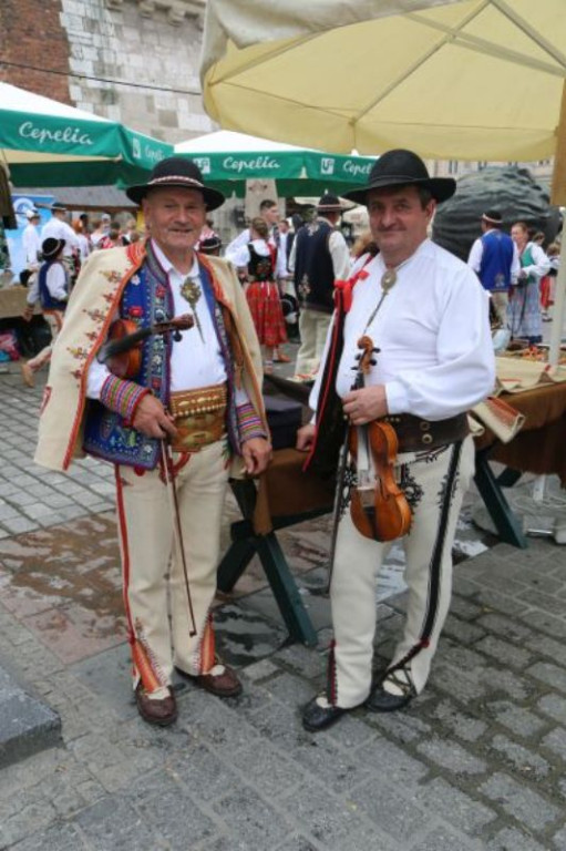 Powiat nowotarski na krakowskim rynku